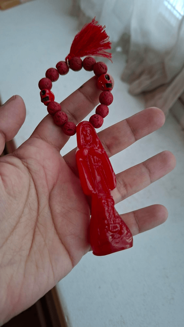 Statuette Santa Muerte à suspendre