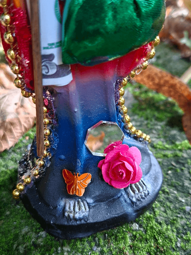 Statuette Santa Muerte 7 pouvoirs