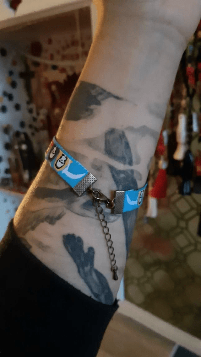 Bracelet tissus Santa Muerte bleu