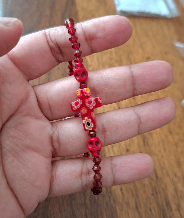 Bracelet Santa Muerte rouge croix chrétienne milfiori