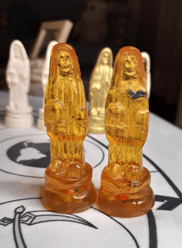Santa muerte ambrée