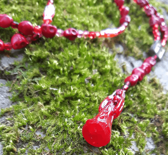 Chapelet Santa Muerte roja