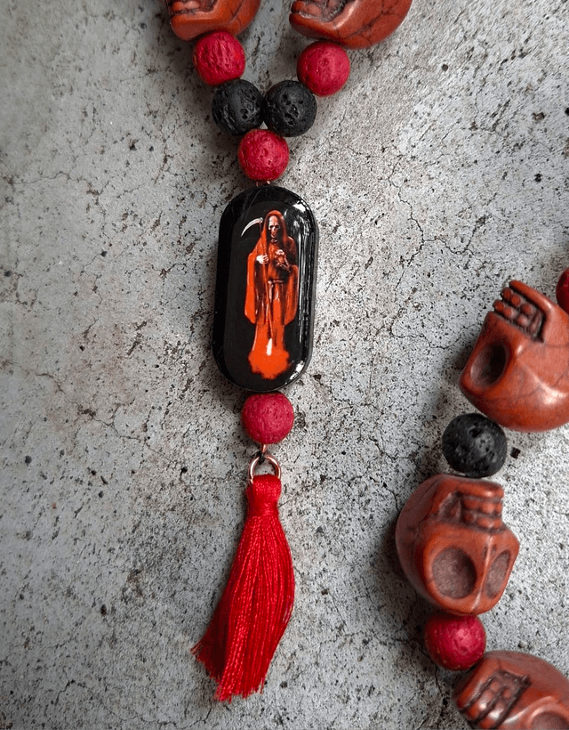Collier Santa Muerte marron