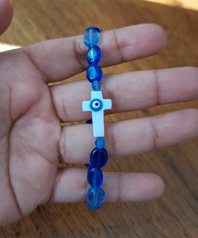 Bracelet Santa Muerte bleu croix chrétienne contre mauvais œil