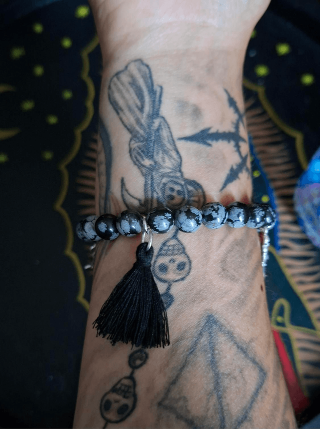 Bracelet Santa Muerte gris/noir