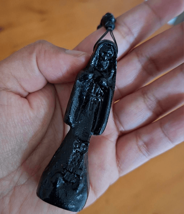 Chapelet Santa Muerte noir