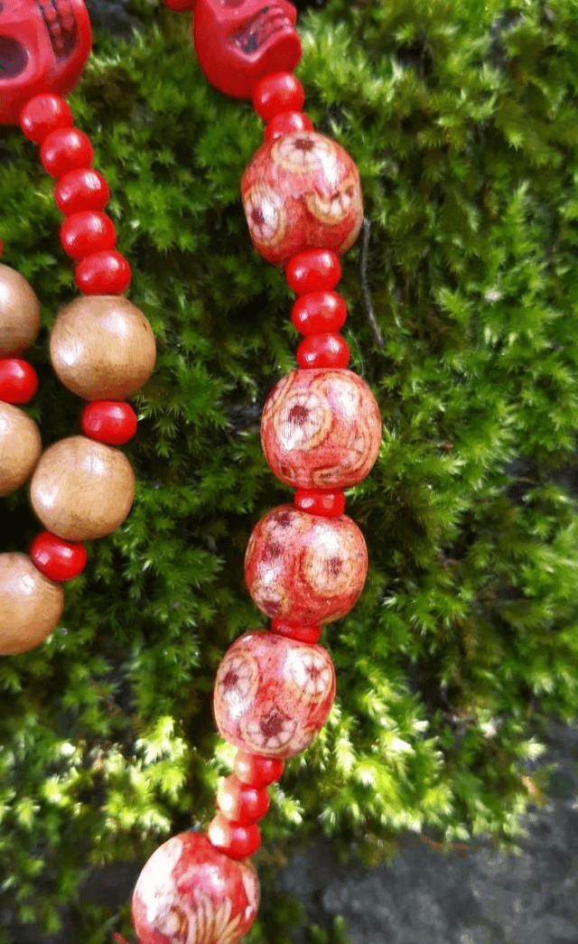 Chapelet Santa Muerte roja