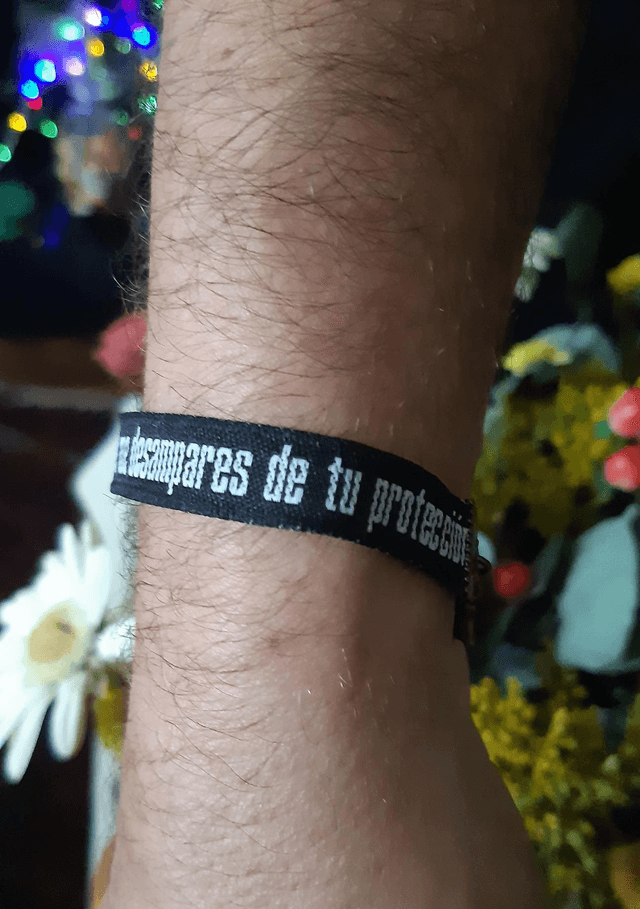 Bracelet tissus Santa Muerte noire