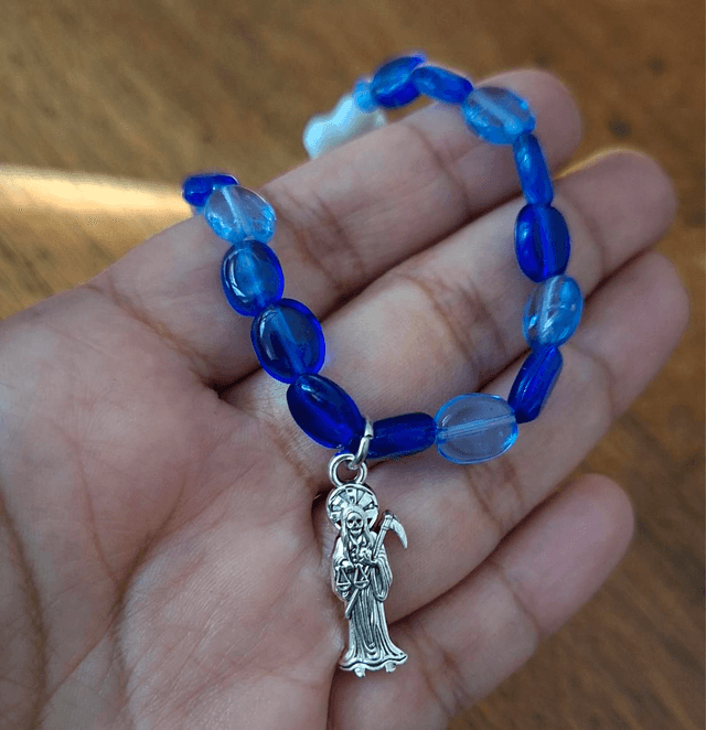 Bracelet Santa Muerte bleu croix chrétienne contre mauvais œil