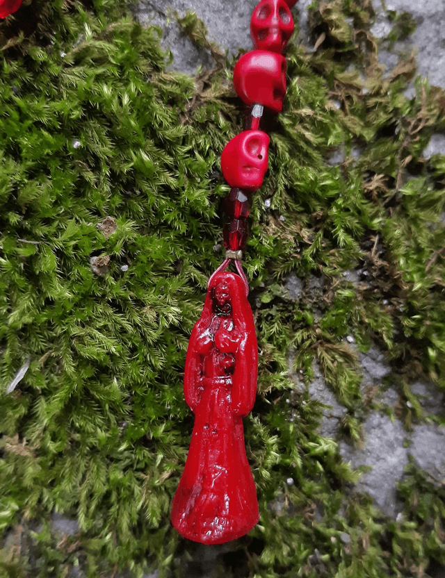 Chapelet Santa Muerte roja