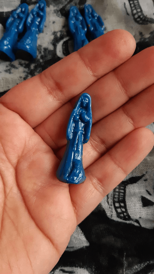 Mini santita bleue 3cm