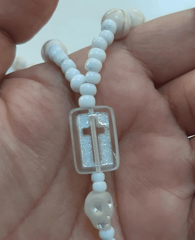 Chapelet Santa Muerte blanca