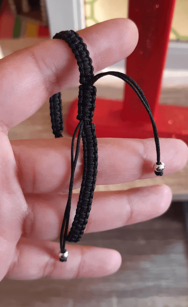 Bracelet Santa Muerte tressé noir