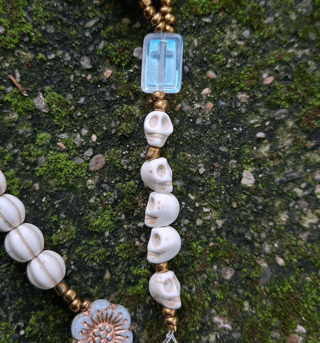 Chapelet Santa Muerte blanche 