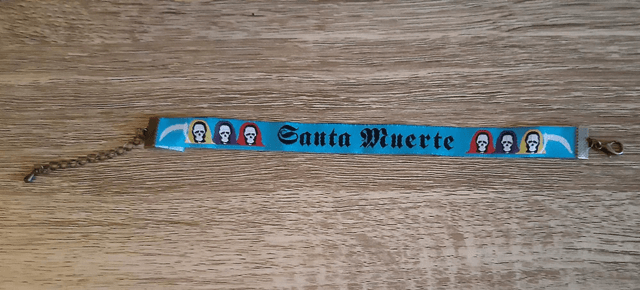 Bracelet tissus Santa Muerte bleu