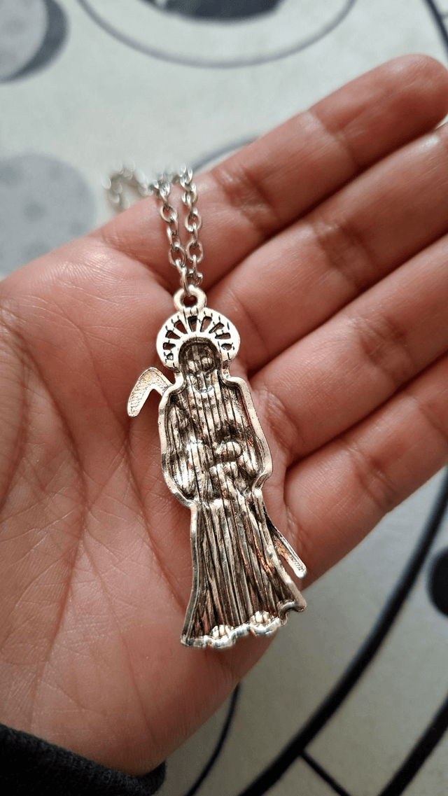 Collier Santa Muerte argenté 