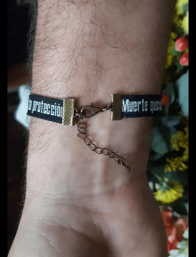 Bracelet tissus Santa Muerte noire