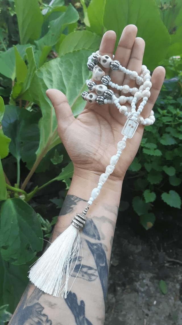 Chapelet Santa Muerte blanca