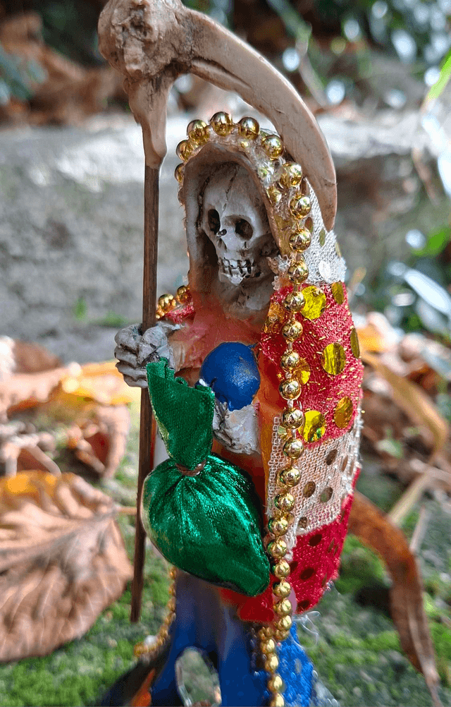 Statuette Santa Muerte 7 pouvoirs