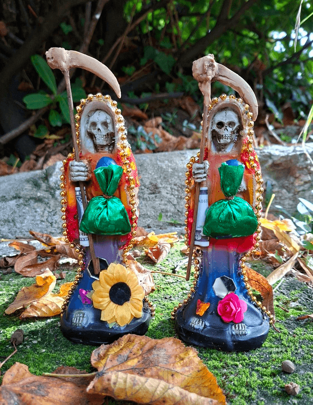Statuette Santa Muerte 7 pouvoirs